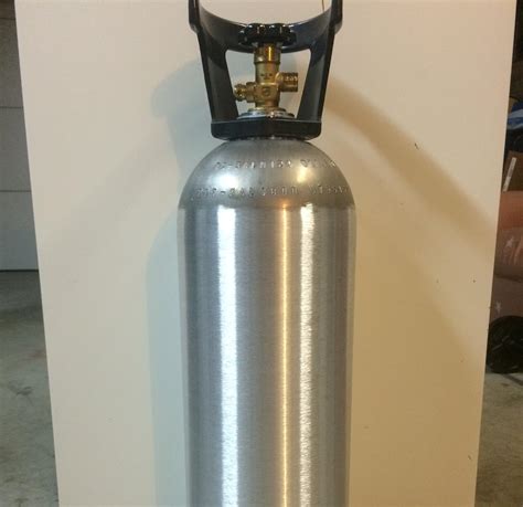 New 20 Lb Aluminum Co2 Cylinder With Handle And New Cga320 Valve