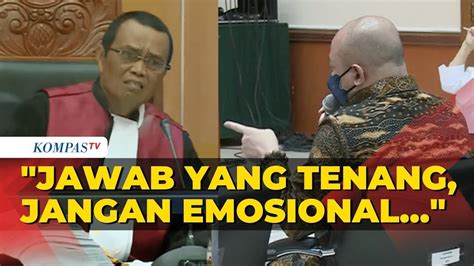 Debat Dengan Jaksa Teddy Minahasa Ditegur Hakim Jawab Yang Tenang