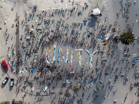 Milhares De Surfistas Pedem Uni O E Fazem Homenagem A George Floyd Na