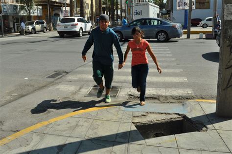 Registro Sin Tapa Un Riesgo Para Peatones En El Centro El Siglo De