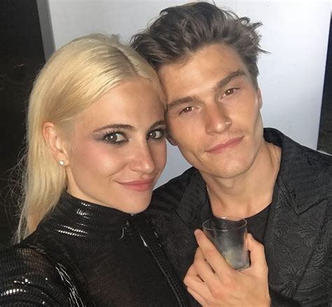 Pixie Lott Marries Oliver Cheshire In Star Studded Wedding Gossie