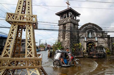 Enduring weeks of flood in Pampanga | ABS-CBN News