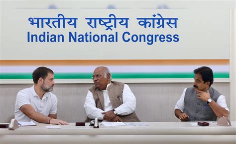 Congress Discusses 2024 Lok Sabha Poll Preparedness In Gujarat Mallikarjun Kharge Says Will Move