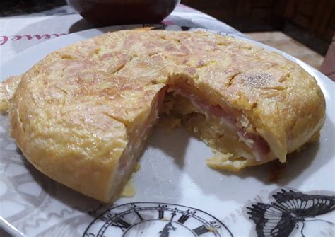 Tortilla De Patatas Rellena De Jamón York Y Queso Receta De Elisa Cookpad