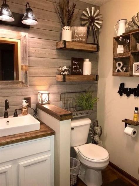Cozy Small Bathroom Ideas With Wooden Decor 23 – TRENDECORS
