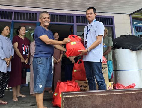 Pasca Banjir Di Kubar Pegadaian Kalimantan Gercep Bagikan Bantuan