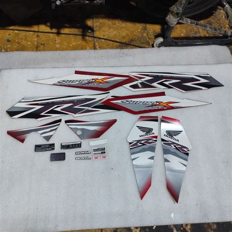 Merah Sticker Stripping Striping Decal Graphic Honda Supra X R Dd