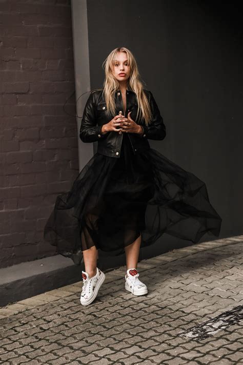 Olivia Deeble At A Photoshoot July 2019 Hawtcelebs