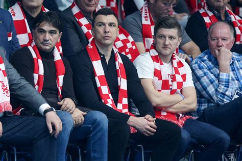 Dalić i Mandžukić ispratili naše vaterpoliste u finale Evo tko je još