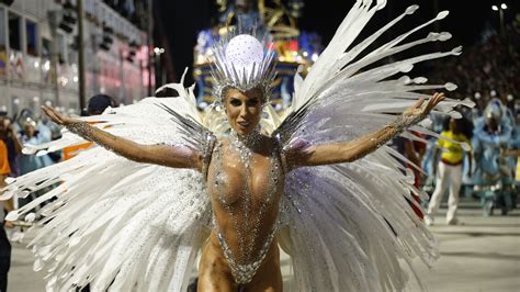 Impazza Il Carnevale A Rio De Janeiro Primopiano Ansa It