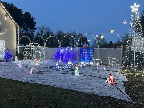 1 300 visiteurs en un soir en Sarthe leur maison illuminée pour