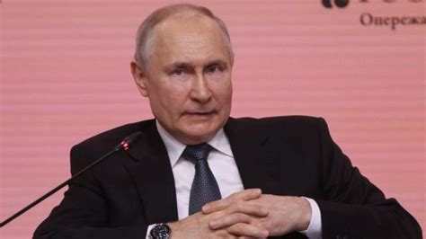 Vladimir Putin Las Inusuales Apariciones Públicas Del Presidente De