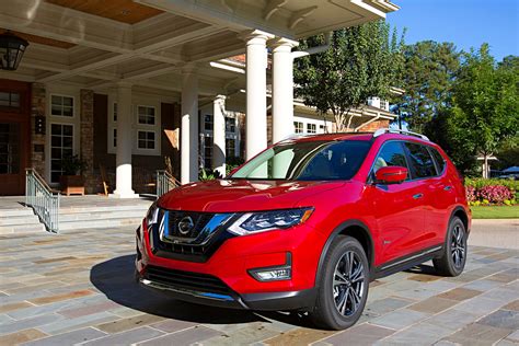 First Drive: 2017 Nissan Rogue Hybrid