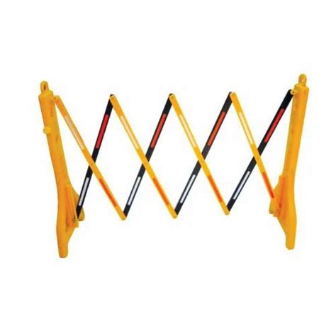 expandable plastic barrier   road safety products
