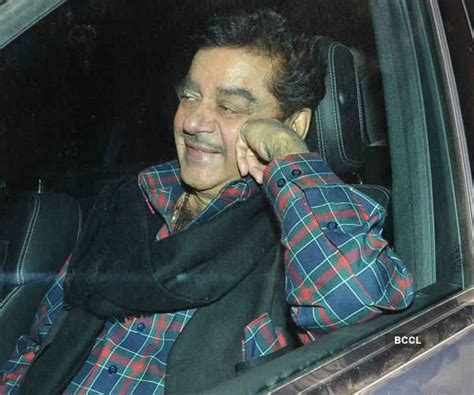 Shatrughan Sinha Arrives For Salman Khans 50th Birthday Party In