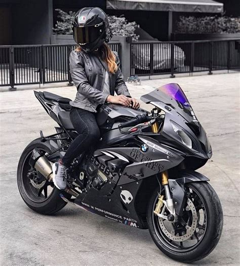 Bmw S1000rr Motorcycle Girl Bmw Motorcycle S1000rr Biker Babes