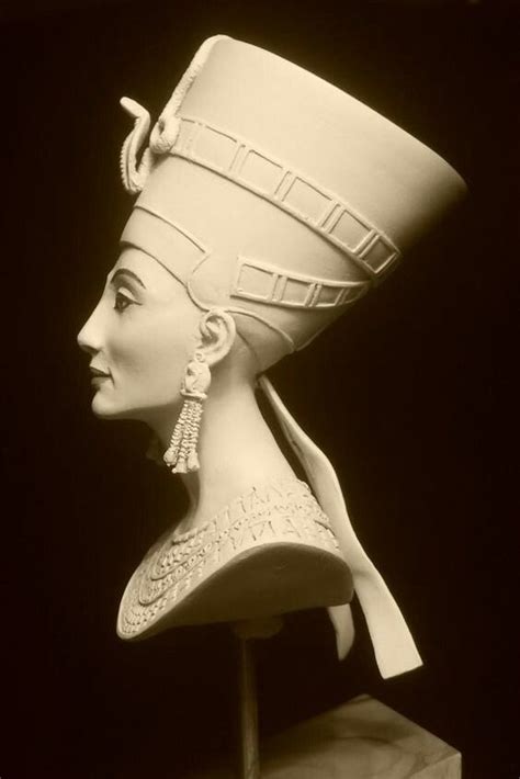 Facts You May Not Have Known About Queen Nefertiti The Great Royal Wife