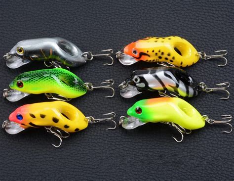 Rompin 1pcs Hard Frog Fishing Lures Floating Topwater Crankbaits Treble