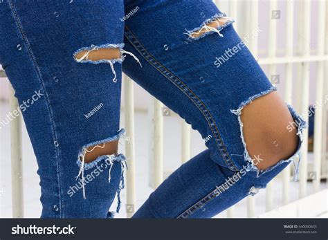 12 202 Woman Jeans Rips Images Stock Photos Vectors Shutterstock