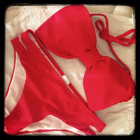 Bikini de moño rojo Síguenos en fb corazón mexicano Designs Bikinis Fashion Swimwear