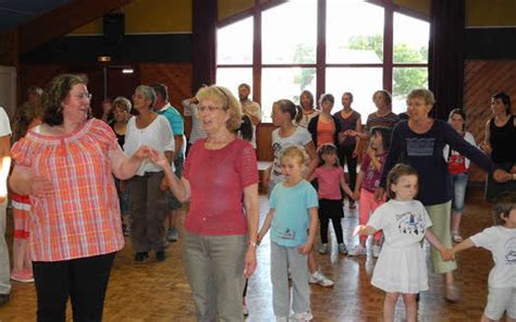 Danserien An Aod Initiation aux danses bretonnes Le Télégramme