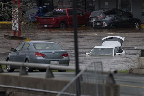 Search is on for four missing after Nova Scotia flooding | Canada's ...