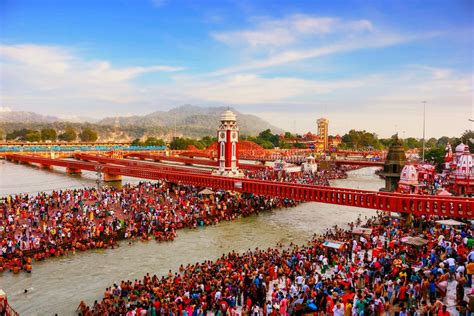 हर की पौड़ी घाट का महत्व एवं धार्मिक कथा यहां जानें