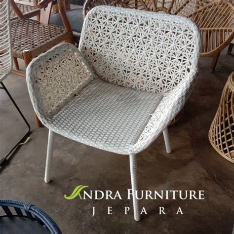 Jual Kursi Makan Rotan Sintetis Wing Chair Rangka Besi Modern