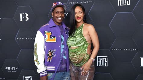 Rihanna da a luz a su primer hijo Gente EL PAÍS