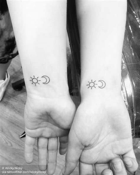 Tatuagem Sol E Lua Amigas - Tatuagem de Sol e Lua – O que significa? + 42 ideias apaixonantes ...