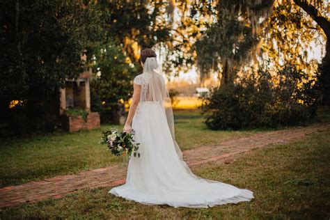 A Jewel-Toned Vintage Plantation Wedding — The Overwhelmed Bride ...