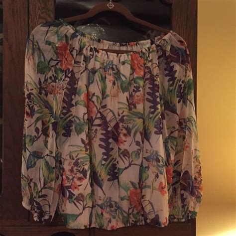 ️sold ️ Philosophy Floral Peasant Blouse Floral Peasant Blouse