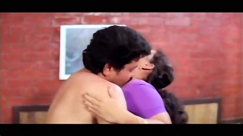 Mallu Maria Hot Navel Thazhampoo