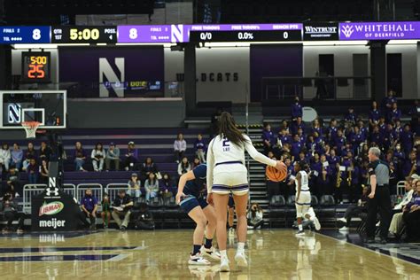 Northwestern Womens Basketball Falls 110 52 To Notre Dame