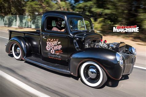 Slammed Ford Flathead V8 Powered 1940 Pick Up