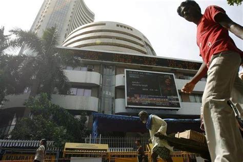 Sensex Nifty Recover Sharply But End Flat As Brent Crude Nears A