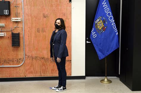 Kamala Harris Chuck Taylor Sneakers Reflect The Times Datebook