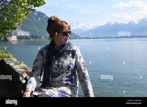 Femme Mature Vacances Banque De Photographies Et Dimages Haute R Solution Alamy