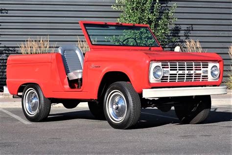 Open Top Doorless Ford Bronco U Roadster In Restored Condition