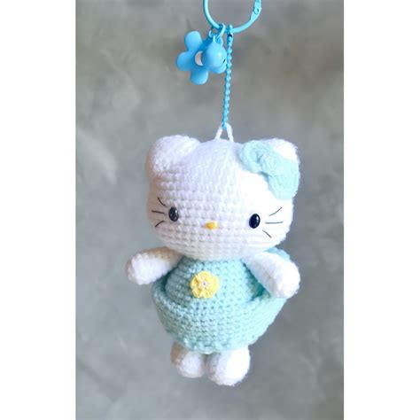 handmade crochet hello kitty keychain holder