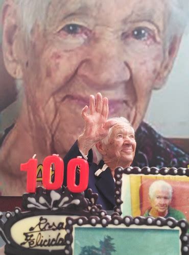 Yesterday My Grandmother Turning 100 Years Old Ayer Mi… Flickr