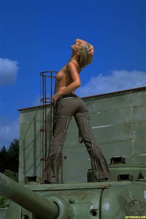 Actiongirls Amazing Powerful Army Hot Girls Ever Hq Page