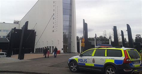 Elev erkänner hot mot skola SVT Nyheter