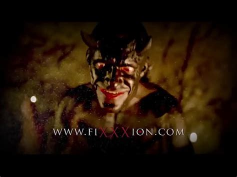 The Devil Wears Nada XVIDEOS