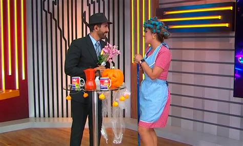 Alicia Retto y Fernando Díaz celebran Halloween en ATV Noticias