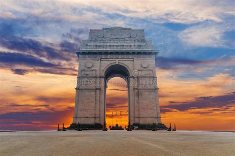 Sunset by India Gate, Famous Landmark of New Delhi Stock Image - Image ...