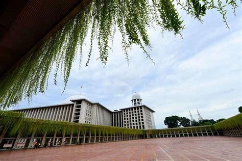 Foto Fakta Menarik Masjid Istiqlal Lokasinya Bekas Benteng Belanda