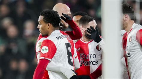 Feyenoord Ontsnapt In Extremis Aan Blamage En Houdt Hoop Op