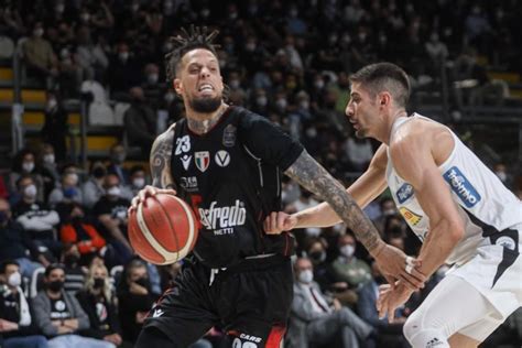 Virtus Bologna Trento 95 88 Vittoria Dopo 1 Supplementare