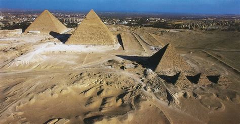 Le Piramidi DEgitto E La Necropoli Di El Giza Arte Svelata